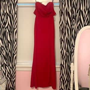 Windsor - Kaia Strapless High Slit Formal Dress